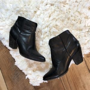 Frye renee leather ankle black bootie heel